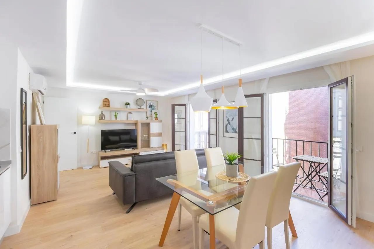 Nosquera Freshapartaments Malaga Apartment